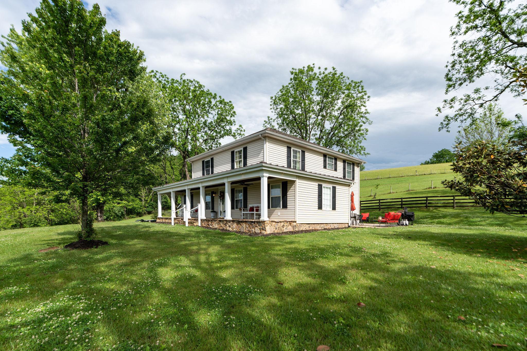 440 GALENA RD, STAUNTON, Virginia 24401, 4 Bedrooms Bedrooms, ,2 BathroomsBathrooms,Residential,440 GALENA RD,677693 MLS # 677693 440 GALENA RD, STAUNTON, Virginia 24401, 4 Bedrooms Bedrooms, ,2 BathroomsBathrooms,Residential,440 GALENA RD,677693 MLS # 677693