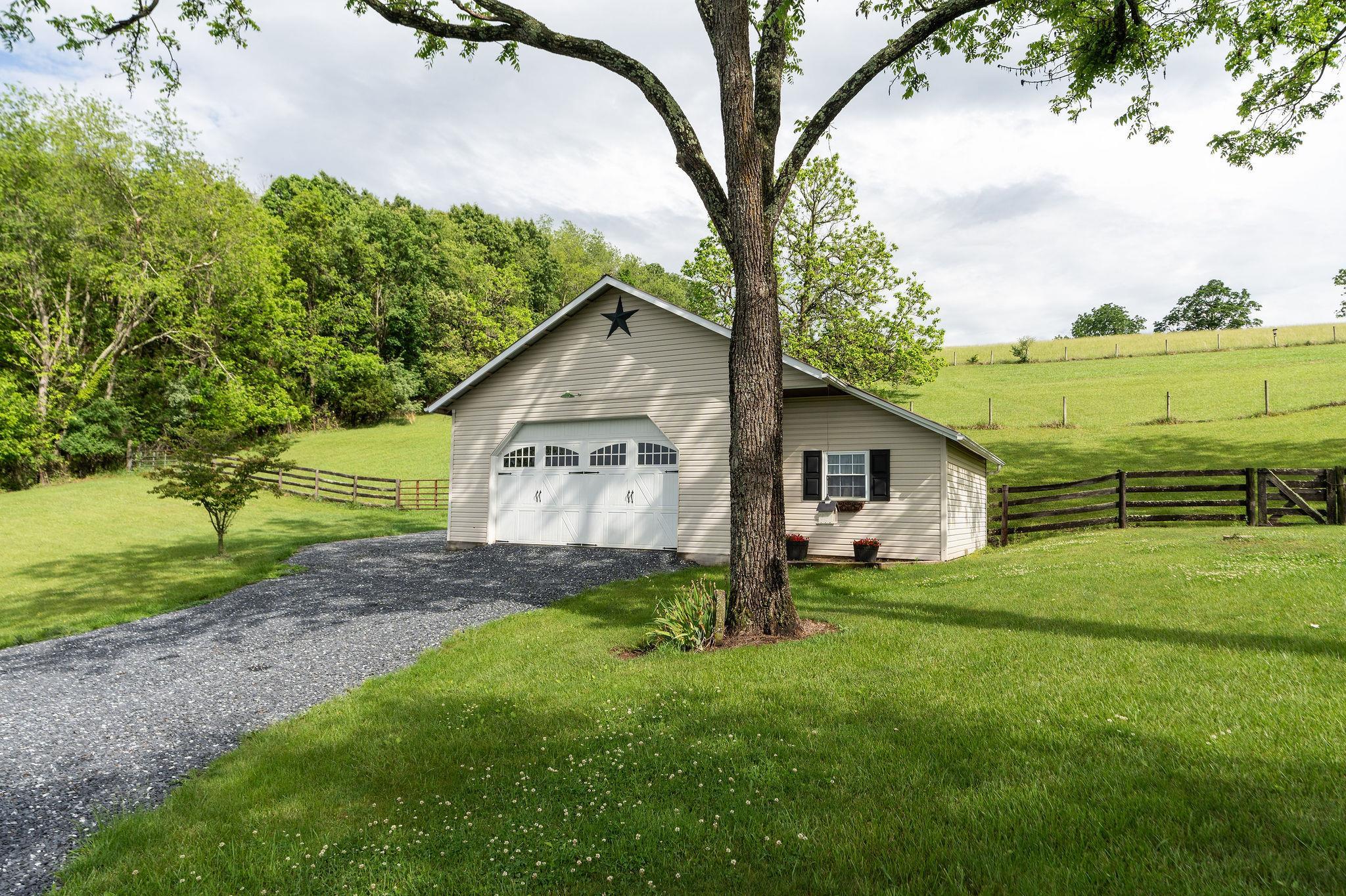 440 GALENA RD, STAUNTON, Virginia 24401, 4 Bedrooms Bedrooms, ,2 BathroomsBathrooms,Residential,440 GALENA RD,677693 MLS # 677693 440 GALENA RD, STAUNTON, Virginia 24401, 4 Bedrooms Bedrooms, ,2 BathroomsBathrooms,Residential,440 GALENA RD,677693 MLS # 677693