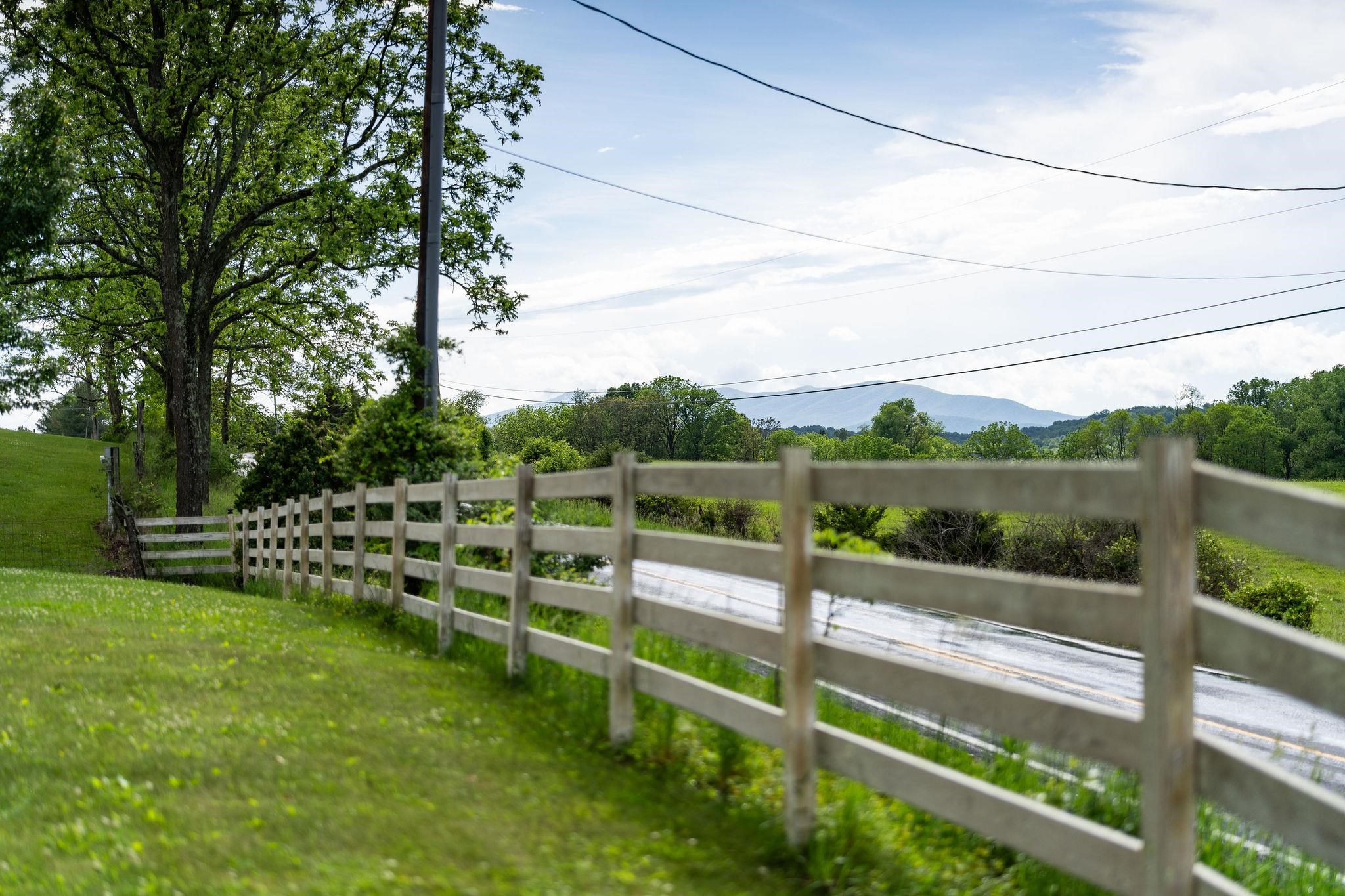 440 GALENA RD, STAUNTON, Virginia 24401, 4 Bedrooms Bedrooms, ,2 BathroomsBathrooms,Residential,440 GALENA RD,677693 MLS # 677693 440 GALENA RD, STAUNTON, Virginia 24401, 4 Bedrooms Bedrooms, ,2 BathroomsBathrooms,Residential,440 GALENA RD,677693 MLS # 677693