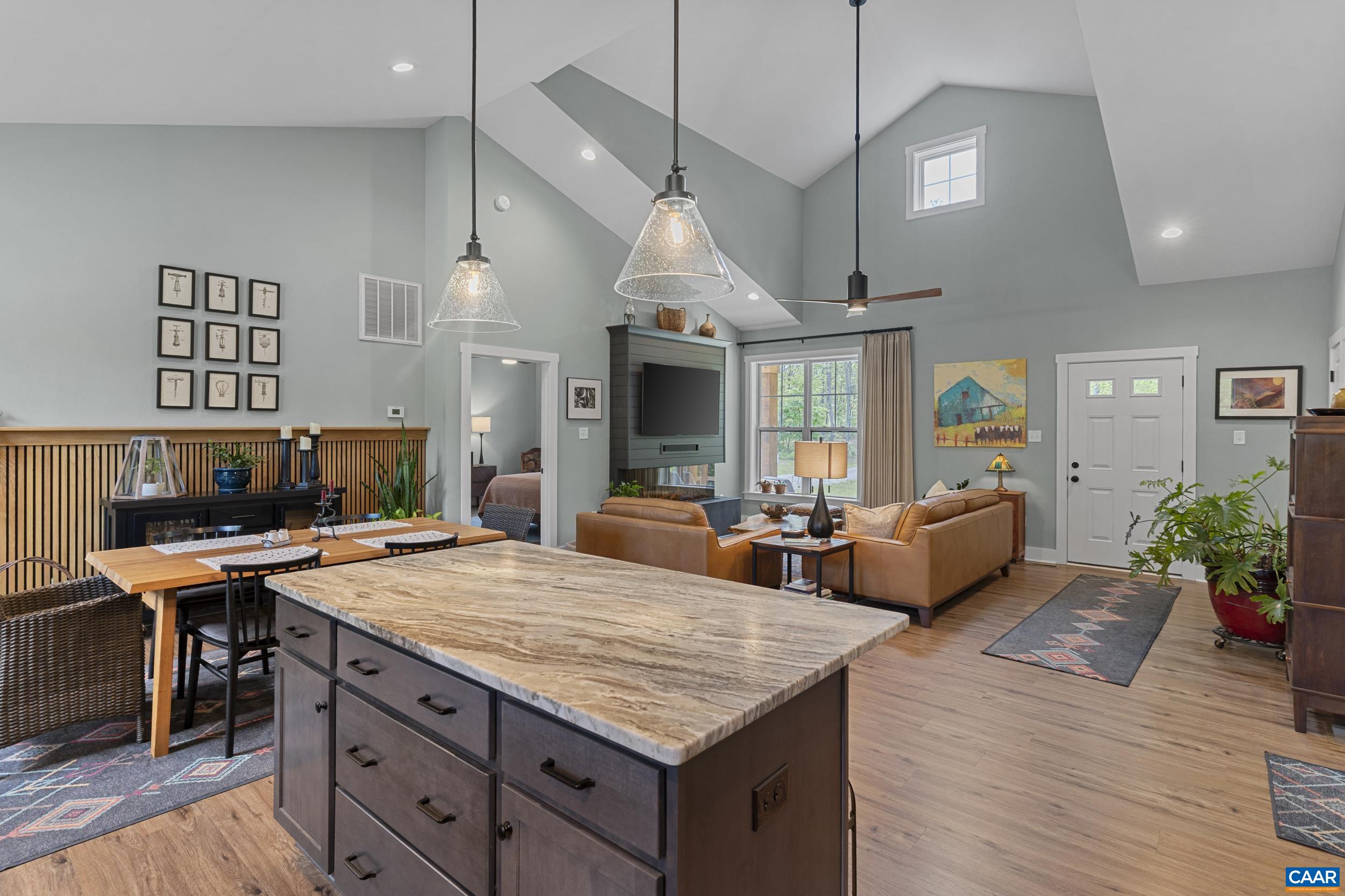 137 FOREST RIDGE LN, SCOTTSVILLE, Virginia 24590, 3 Bedrooms Bedrooms, ,2 BathroomsBathrooms,Residential,137 FOREST RIDGE LN,677694 MLS # 677694 137 FOREST RIDGE LN, SCOTTSVILLE, Virginia 24590, 3 Bedrooms Bedrooms, ,2 BathroomsBathrooms,Residential,137 FOREST RIDGE LN,677694 MLS # 677694