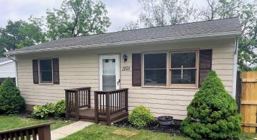 1201 4TH ST, WAYNESBORO, Virginia 22980, 2 Bedrooms Bedrooms, ,1 BathroomBathrooms,Residential,1201 4TH ST,677697 MLS # 677697
