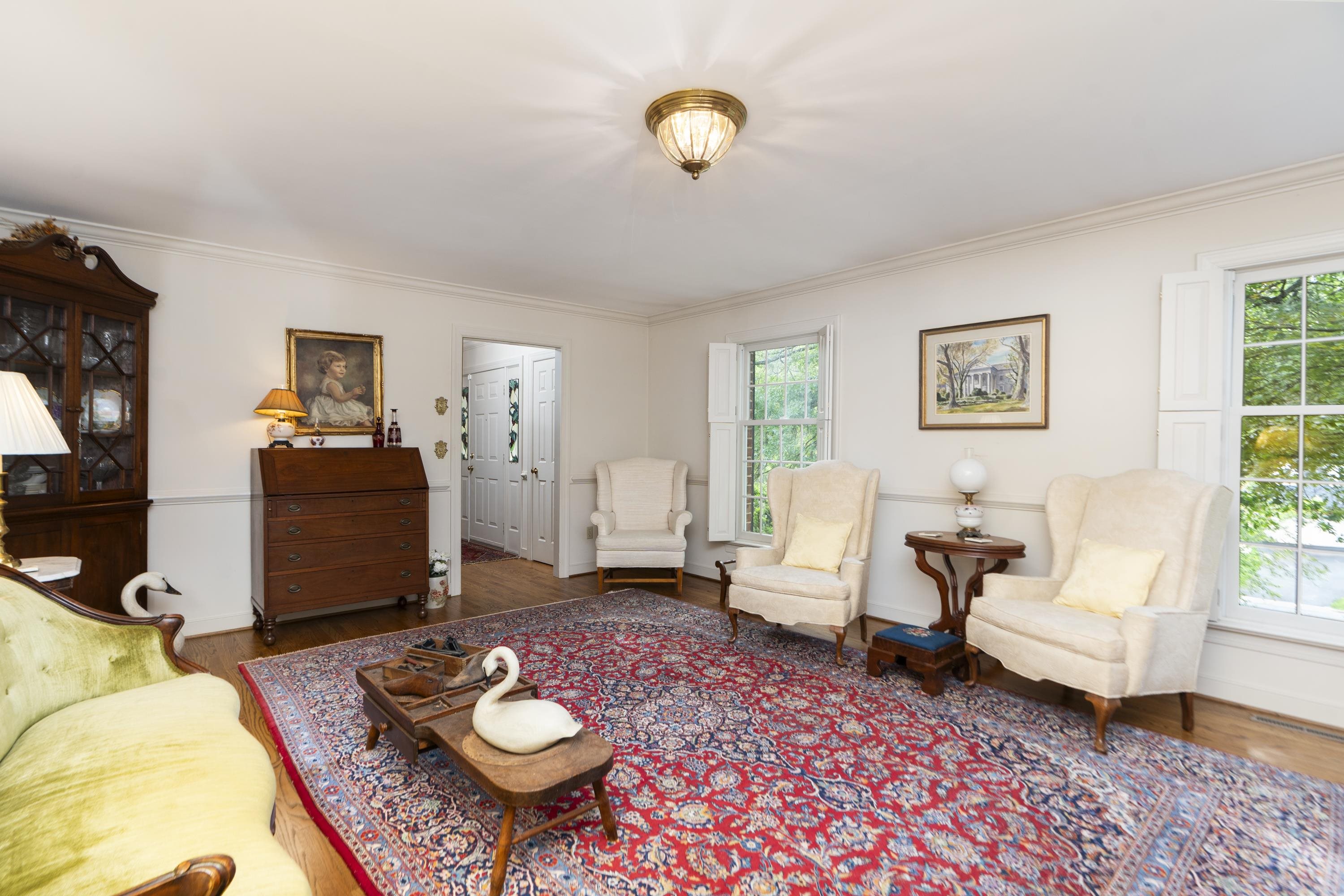 1430 DOGWOOD RD, STAUNTON, Virginia 24401, 3 Bedrooms Bedrooms, ,4 BathroomsBathrooms,Residential,1430 DOGWOOD RD,677701 MLS # 677701 1430 DOGWOOD RD, STAUNTON, Virginia 24401, 3 Bedrooms Bedrooms, ,4 BathroomsBathrooms,Residential,1430 DOGWOOD RD,677701 MLS # 677701