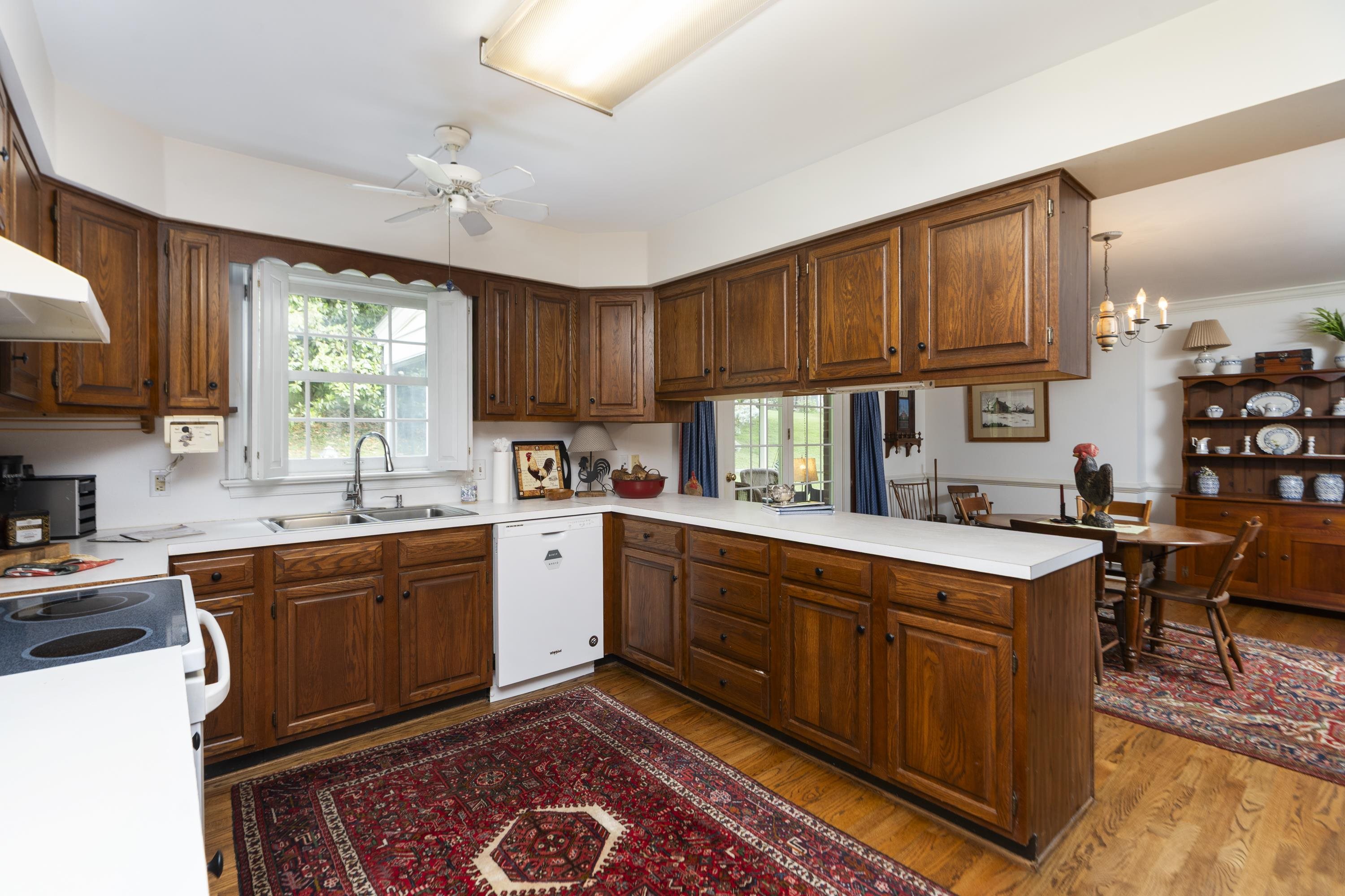 1430 DOGWOOD RD, STAUNTON, Virginia 24401, 3 Bedrooms Bedrooms, ,4 BathroomsBathrooms,Residential,1430 DOGWOOD RD,677701 MLS # 677701 1430 DOGWOOD RD, STAUNTON, Virginia 24401, 3 Bedrooms Bedrooms, ,4 BathroomsBathrooms,Residential,1430 DOGWOOD RD,677701 MLS # 677701