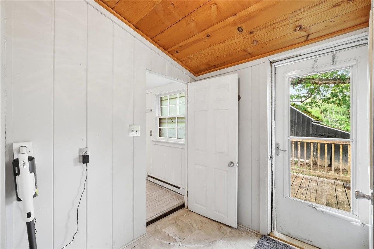 1296 NEW HOPE RD, STAUNTON, Virginia 24401, 2 Bedrooms Bedrooms, ,2 BathroomsBathrooms,Residential,1296 NEW HOPE RD,677703 MLS # 677703 1296 NEW HOPE RD, STAUNTON, Virginia 24401, 2 Bedrooms Bedrooms, ,2 BathroomsBathrooms,Residential,1296 NEW HOPE RD,677703 MLS # 677703