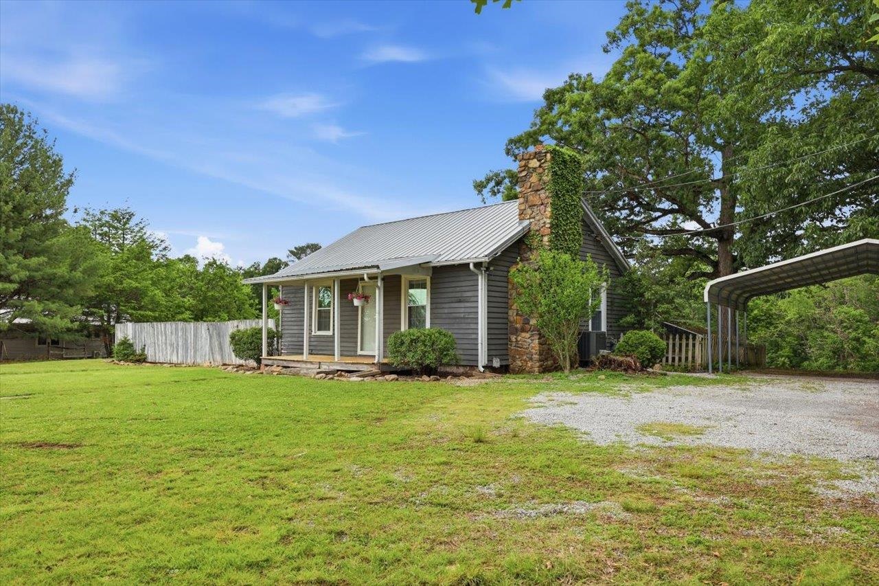 1296 NEW HOPE RD, STAUNTON, Virginia 24401, 2 Bedrooms Bedrooms, ,2 BathroomsBathrooms,Residential,1296 NEW HOPE RD,677703 MLS # 677703 1296 NEW HOPE RD, STAUNTON, Virginia 24401, 2 Bedrooms Bedrooms, ,2 BathroomsBathrooms,Residential,1296 NEW HOPE RD,677703 MLS # 677703