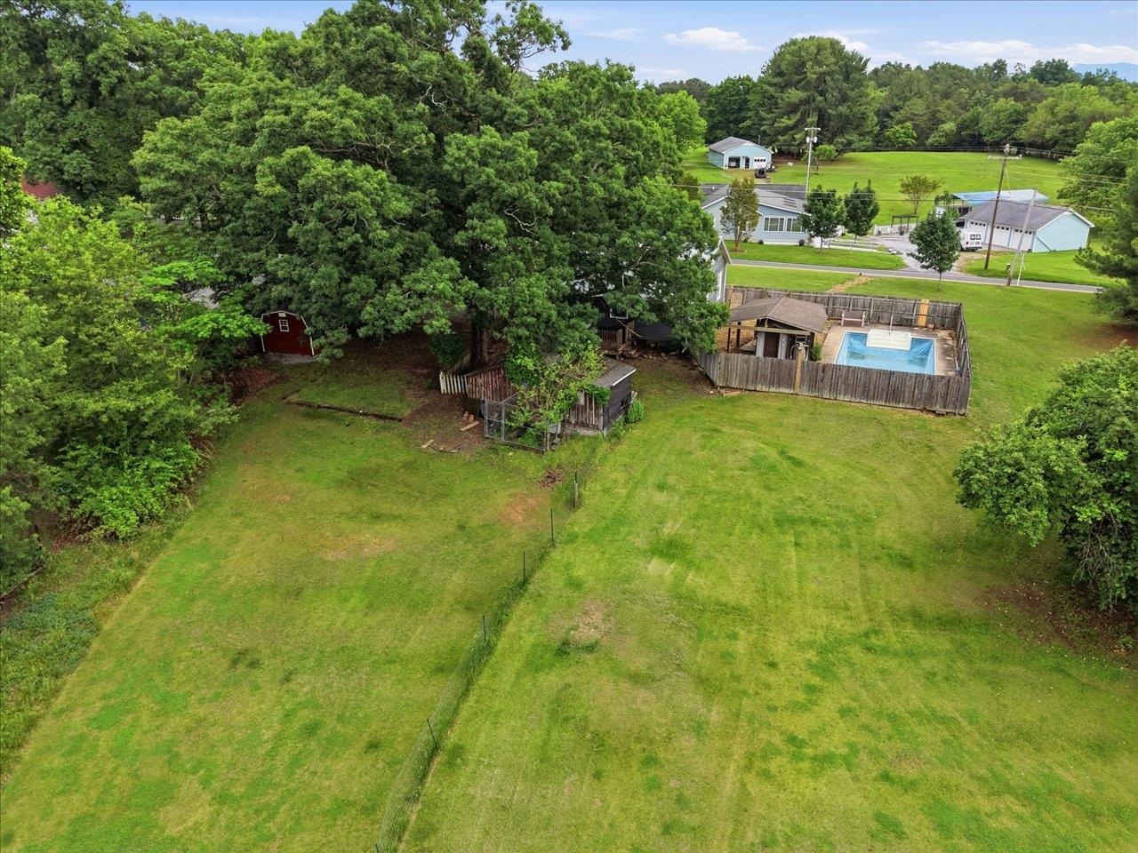 1296 NEW HOPE RD, STAUNTON, Virginia 24401, 2 Bedrooms Bedrooms, ,2 BathroomsBathrooms,Residential,1296 NEW HOPE RD,677703 MLS # 677703 1296 NEW HOPE RD, STAUNTON, Virginia 24401, 2 Bedrooms Bedrooms, ,2 BathroomsBathrooms,Residential,1296 NEW HOPE RD,677703 MLS # 677703