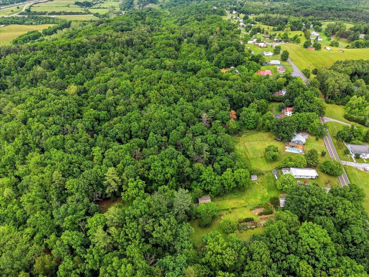 1296 NEW HOPE RD, STAUNTON, Virginia 24401, 2 Bedrooms Bedrooms, ,2 BathroomsBathrooms,Residential,1296 NEW HOPE RD,677703 MLS # 677703 1296 NEW HOPE RD, STAUNTON, Virginia 24401, 2 Bedrooms Bedrooms, ,2 BathroomsBathrooms,Residential,1296 NEW HOPE RD,677703 MLS # 677703