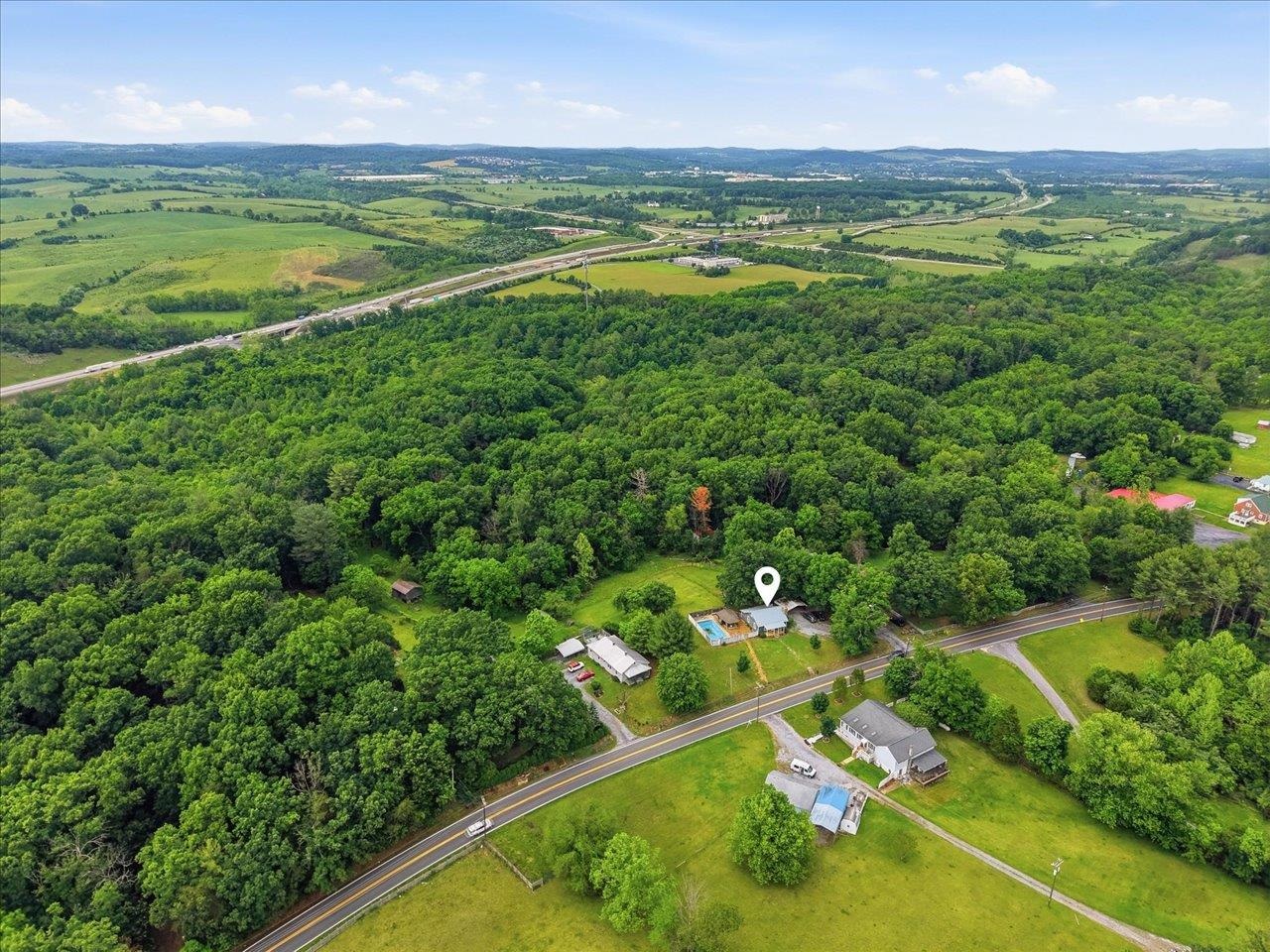 1296 NEW HOPE RD, STAUNTON, Virginia 24401, 2 Bedrooms Bedrooms, ,2 BathroomsBathrooms,Residential,1296 NEW HOPE RD,677703 MLS # 677703 1296 NEW HOPE RD, STAUNTON, Virginia 24401, 2 Bedrooms Bedrooms, ,2 BathroomsBathrooms,Residential,1296 NEW HOPE RD,677703 MLS # 677703