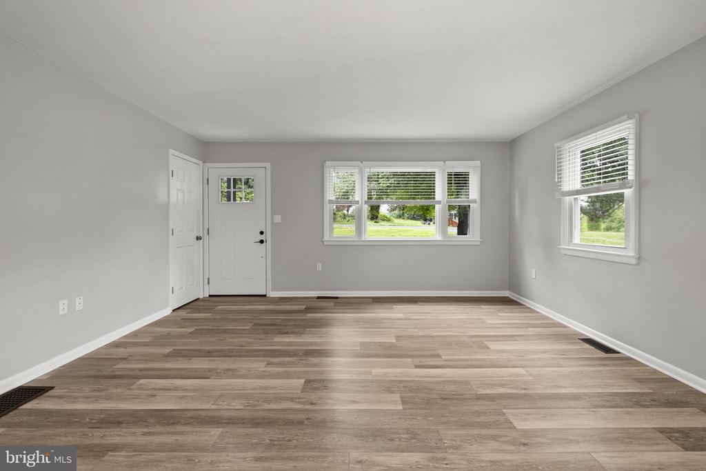 15 MOUNTAIN VIEW RD, FLINT HILL, Virginia 22637, 2 Bedrooms Bedrooms, ,2 BathroomsBathrooms,Residential,15 MOUNTAIN VIEW RD,VARP2002588 MLS # VARP2002588 15 MOUNTAIN VIEW RD, FLINT HILL, Virginia 22637, 2 Bedrooms Bedrooms, ,2 BathroomsBathrooms,Residential,15 MOUNTAIN VIEW RD,VARP2002588 MLS # VARP2002588