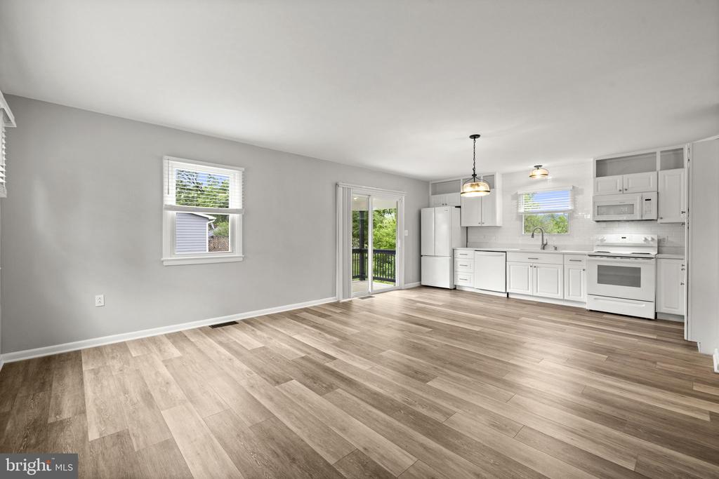 15 MOUNTAIN VIEW RD, FLINT HILL, Virginia 22637, 2 Bedrooms Bedrooms, ,2 BathroomsBathrooms,Residential,15 MOUNTAIN VIEW RD,VARP2002588 MLS # VARP2002588 15 MOUNTAIN VIEW RD, FLINT HILL, Virginia 22637, 2 Bedrooms Bedrooms, ,2 BathroomsBathrooms,Residential,15 MOUNTAIN VIEW RD,VARP2002588 MLS # VARP2002588