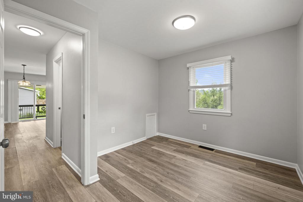 15 MOUNTAIN VIEW RD, FLINT HILL, Virginia 22637, 2 Bedrooms Bedrooms, ,2 BathroomsBathrooms,Residential,15 MOUNTAIN VIEW RD,VARP2002588 MLS # VARP2002588 15 MOUNTAIN VIEW RD, FLINT HILL, Virginia 22637, 2 Bedrooms Bedrooms, ,2 BathroomsBathrooms,Residential,15 MOUNTAIN VIEW RD,VARP2002588 MLS # VARP2002588