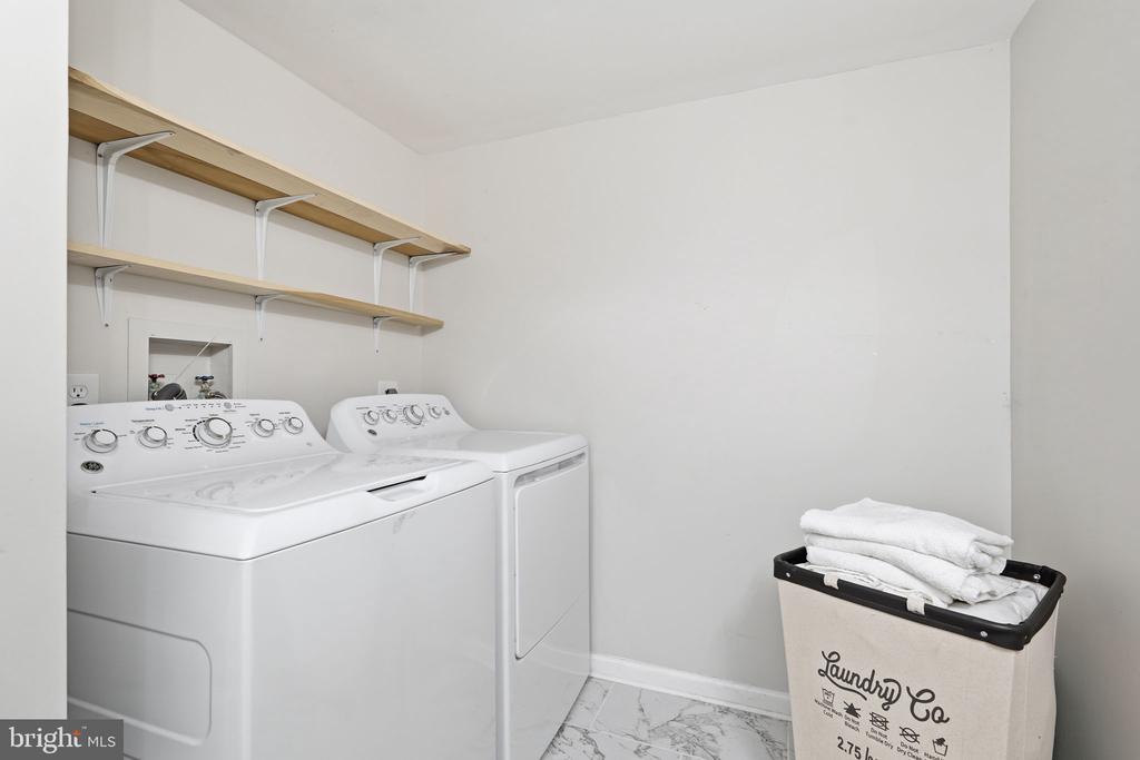 4517 APPLEDALE CT, MARSHALL, Virginia 20115, 3 Bedrooms Bedrooms, ,1 BathroomBathrooms,Residential,4517 APPLEDALE CT,VAFQ2022106 MLS # VAFQ2022106 4517 APPLEDALE CT, MARSHALL, Virginia 20115, 3 Bedrooms Bedrooms, ,1 BathroomBathrooms,Residential,4517 APPLEDALE CT,VAFQ2022106 MLS # VAFQ2022106