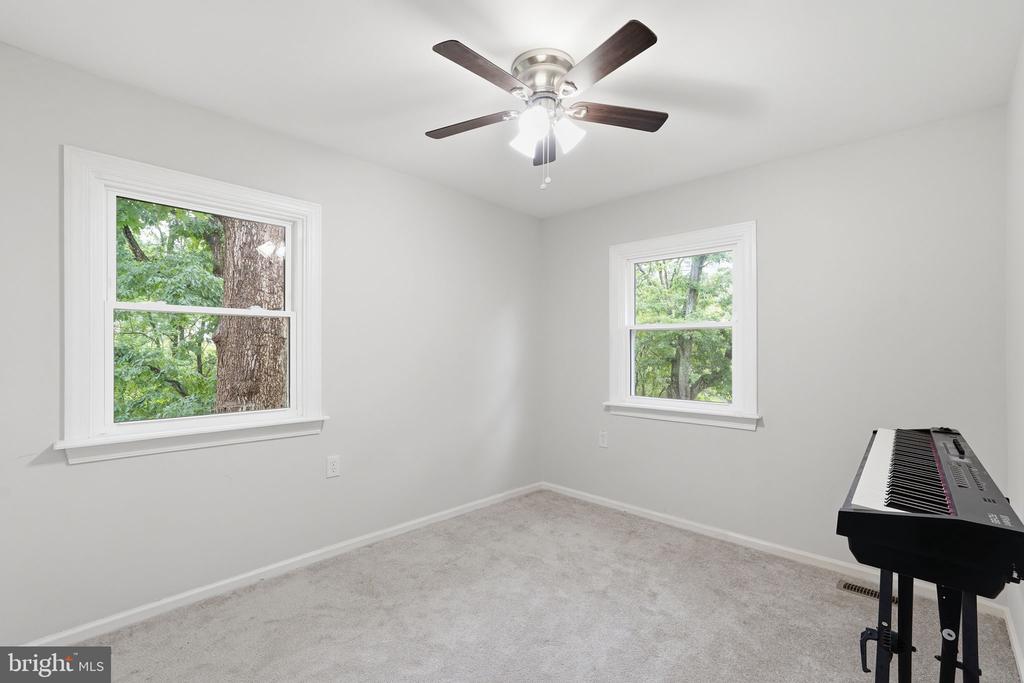 4517 APPLEDALE CT, MARSHALL, Virginia 20115, 3 Bedrooms Bedrooms, ,1 BathroomBathrooms,Residential,4517 APPLEDALE CT,VAFQ2022106 MLS # VAFQ2022106 4517 APPLEDALE CT, MARSHALL, Virginia 20115, 3 Bedrooms Bedrooms, ,1 BathroomBathrooms,Residential,4517 APPLEDALE CT,VAFQ2022106 MLS # VAFQ2022106
