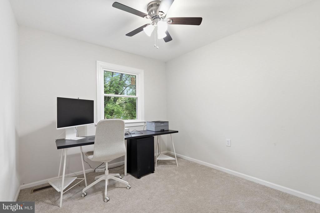4517 APPLEDALE CT, MARSHALL, Virginia 20115, 3 Bedrooms Bedrooms, ,1 BathroomBathrooms,Residential,4517 APPLEDALE CT,VAFQ2022106 MLS # VAFQ2022106 4517 APPLEDALE CT, MARSHALL, Virginia 20115, 3 Bedrooms Bedrooms, ,1 BathroomBathrooms,Residential,4517 APPLEDALE CT,VAFQ2022106 MLS # VAFQ2022106