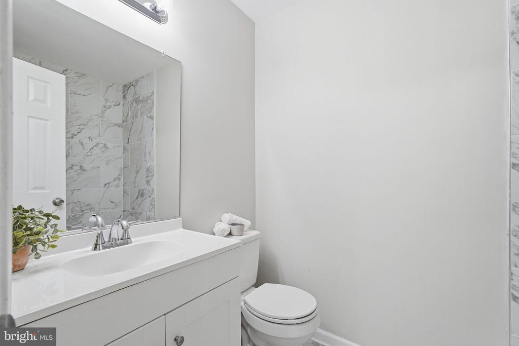 4517 APPLEDALE CT, MARSHALL, Virginia 20115, 3 Bedrooms Bedrooms, ,1 BathroomBathrooms,Residential,4517 APPLEDALE CT,VAFQ2022106 MLS # VAFQ2022106 4517 APPLEDALE CT, MARSHALL, Virginia 20115, 3 Bedrooms Bedrooms, ,1 BathroomBathrooms,Residential,4517 APPLEDALE CT,VAFQ2022106 MLS # VAFQ2022106