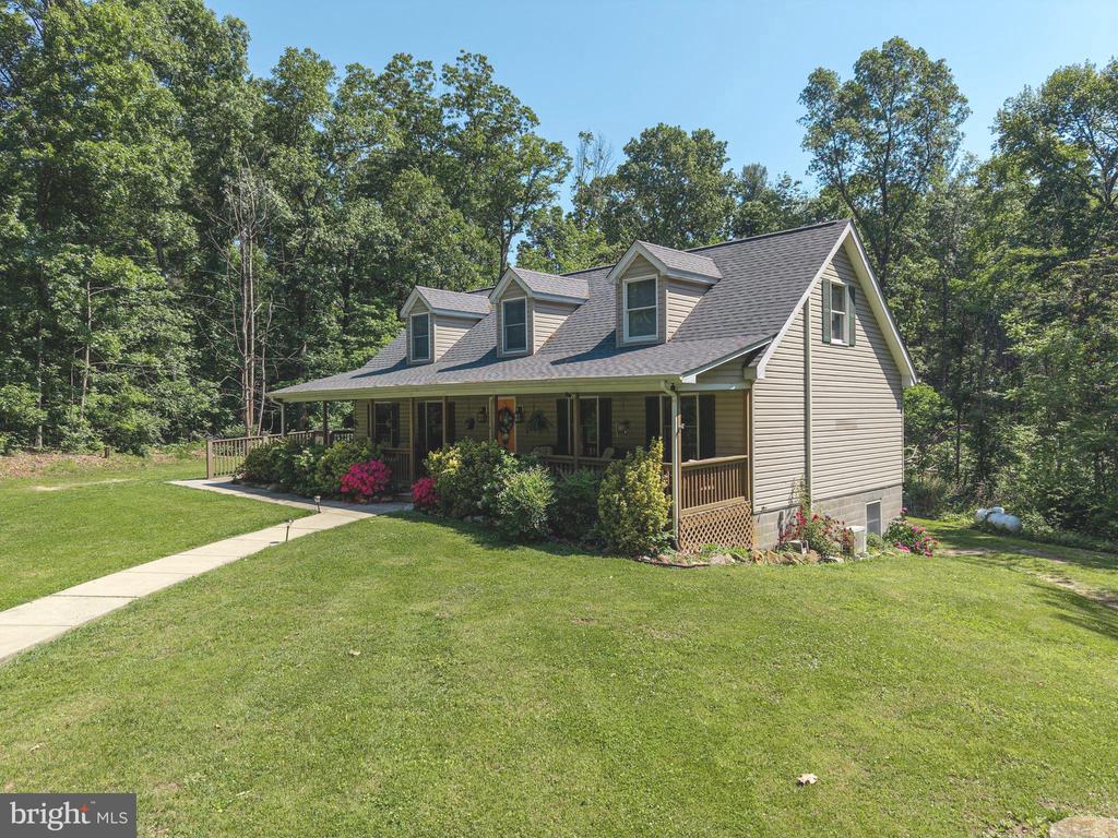 215 BRICK CHURCH LN, SHENANDOAH, Virginia 22849, 3 Bedrooms Bedrooms, ,2 BathroomsBathrooms,Residential,215 BRICK CHURCH LN,VAPA2006462 MLS # VAPA2006462 215 BRICK CHURCH LN, SHENANDOAH, Virginia 22849, 3 Bedrooms Bedrooms, ,2 BathroomsBathrooms,Residential,215 BRICK CHURCH LN,VAPA2006462 MLS # VAPA2006462