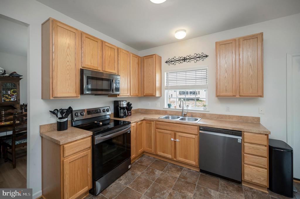 9202 MAPLE VALLEY DR, FREDERICKSBURG, Virginia 22407, 4 Bedrooms Bedrooms, ,3 BathroomsBathrooms,Residential,9202 MAPLE VALLEY DR,VASP2042366 MLS # VASP2042366 9202 MAPLE VALLEY DR, FREDERICKSBURG, Virginia 22407, 4 Bedrooms Bedrooms, ,3 BathroomsBathrooms,Residential,9202 MAPLE VALLEY DR,VASP2042366 MLS # VASP2042366