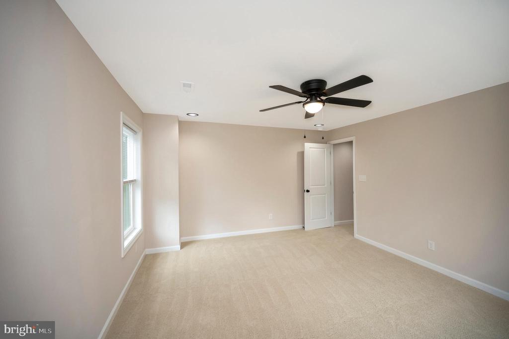 14169 SILVER HILL RD, SUMERDUCK, Virginia 22742, 3 Bedrooms Bedrooms, ,2 BathroomsBathrooms,Residential,14169 SILVER HILL RD,VAFQ2022252 MLS # VAFQ2022252 14169 SILVER HILL RD, SUMERDUCK, Virginia 22742, 3 Bedrooms Bedrooms, ,2 BathroomsBathrooms,Residential,14169 SILVER HILL RD,VAFQ2022252 MLS # VAFQ2022252