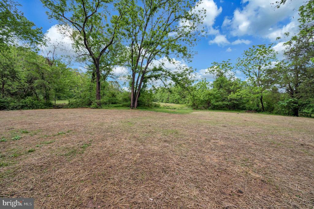 14169 SILVER HILL RD, SUMERDUCK, Virginia 22742, 3 Bedrooms Bedrooms, ,2 BathroomsBathrooms,Residential,14169 SILVER HILL RD,VAFQ2022252 MLS # VAFQ2022252 14169 SILVER HILL RD, SUMERDUCK, Virginia 22742, 3 Bedrooms Bedrooms, ,2 BathroomsBathrooms,Residential,14169 SILVER HILL RD,VAFQ2022252 MLS # VAFQ2022252