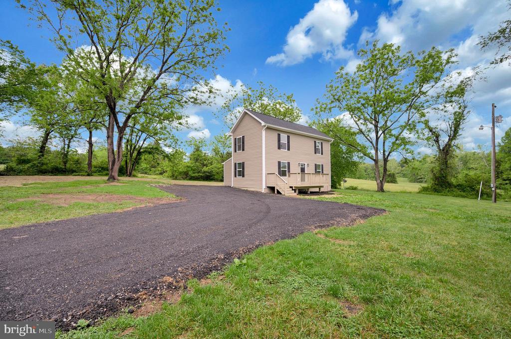 14169 SILVER HILL RD, SUMERDUCK, Virginia 22742, 3 Bedrooms Bedrooms, ,2 BathroomsBathrooms,Residential,14169 SILVER HILL RD,VAFQ2022252 MLS # VAFQ2022252 14169 SILVER HILL RD, SUMERDUCK, Virginia 22742, 3 Bedrooms Bedrooms, ,2 BathroomsBathrooms,Residential,14169 SILVER HILL RD,VAFQ2022252 MLS # VAFQ2022252
