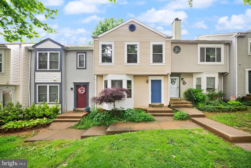 8 AVIARY ST, WARRENTON, Virginia 20186, 3 Bedrooms Bedrooms, ,2 BathroomsBathrooms,Residential,8 AVIARY ST,VAFQ2021804 MLS # VAFQ2021804 8 AVIARY ST, WARRENTON, Virginia 20186, 3 Bedrooms Bedrooms, ,2 BathroomsBathrooms,Residential,8 AVIARY ST,VAFQ2021804 MLS # VAFQ2021804