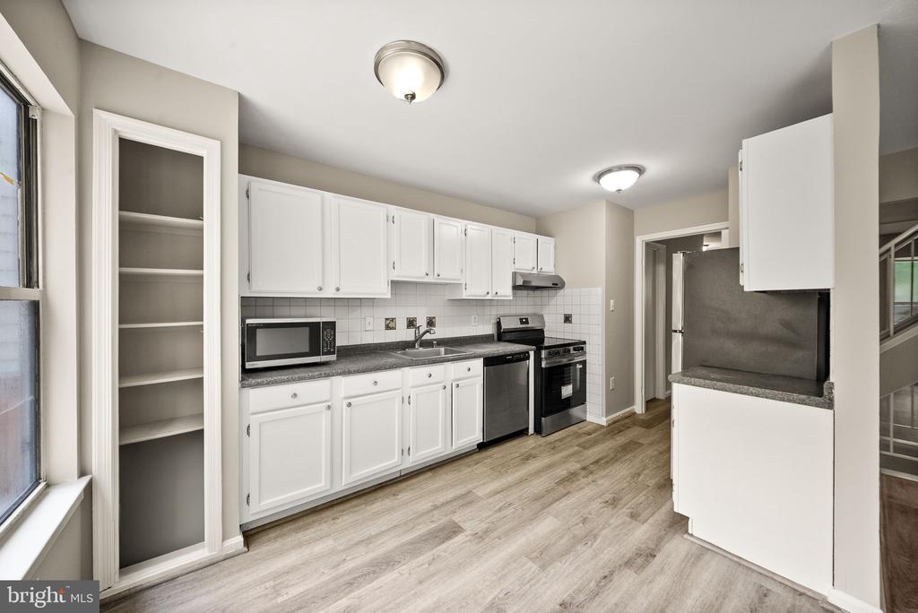8 AVIARY ST, WARRENTON, Virginia 20186, 3 Bedrooms Bedrooms, ,2 BathroomsBathrooms,Residential,8 AVIARY ST,VAFQ2021804 MLS # VAFQ2021804 8 AVIARY ST, WARRENTON, Virginia 20186, 3 Bedrooms Bedrooms, ,2 BathroomsBathrooms,Residential,8 AVIARY ST,VAFQ2021804 MLS # VAFQ2021804