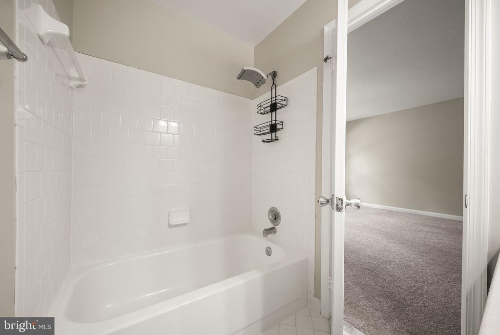 8 AVIARY ST, WARRENTON, Virginia 20186, 3 Bedrooms Bedrooms, ,2 BathroomsBathrooms,Residential,8 AVIARY ST,VAFQ2021804 MLS # VAFQ2021804 8 AVIARY ST, WARRENTON, Virginia 20186, 3 Bedrooms Bedrooms, ,2 BathroomsBathrooms,Residential,8 AVIARY ST,VAFQ2021804 MLS # VAFQ2021804