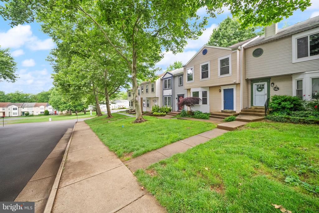 8 AVIARY ST, WARRENTON, Virginia 20186, 3 Bedrooms Bedrooms, ,2 BathroomsBathrooms,Residential,8 AVIARY ST,VAFQ2021804 MLS # VAFQ2021804 8 AVIARY ST, WARRENTON, Virginia 20186, 3 Bedrooms Bedrooms, ,2 BathroomsBathrooms,Residential,8 AVIARY ST,VAFQ2021804 MLS # VAFQ2021804