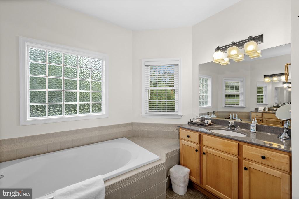 17289 MISS MOLLYS LN, ORANGE, Virginia 22960, 4 Bedrooms Bedrooms, ,3 BathroomsBathrooms,Residential,17289 MISS MOLLYS LN,VAOR2013964 MLS # VAOR2013964 17289 MISS MOLLYS LN, ORANGE, Virginia 22960, 4 Bedrooms Bedrooms, ,3 BathroomsBathrooms,Residential,17289 MISS MOLLYS LN,VAOR2013964 MLS # VAOR2013964