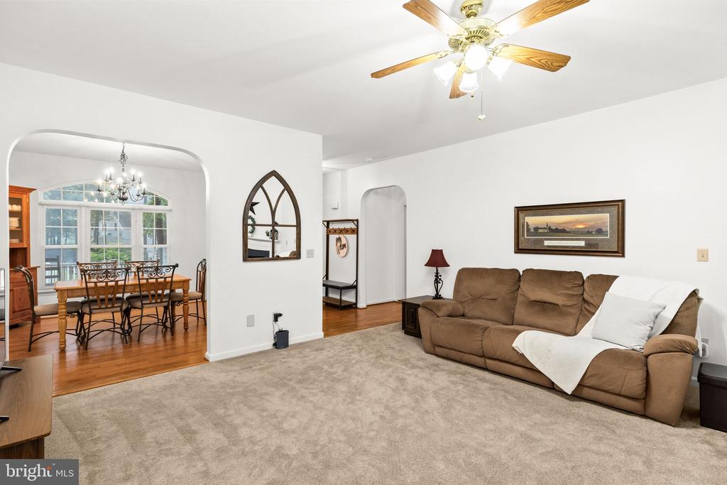 126 YORKTOWN BLVD, LOCUST GROVE, Virginia 22508, 4 Bedrooms Bedrooms, ,3 BathroomsBathrooms,Residential,126 YORKTOWN BLVD,VAOR2014308 MLS # VAOR2014308 126 YORKTOWN BLVD, LOCUST GROVE, Virginia 22508, 4 Bedrooms Bedrooms, ,3 BathroomsBathrooms,Residential,126 YORKTOWN BLVD,VAOR2014308 MLS # VAOR2014308