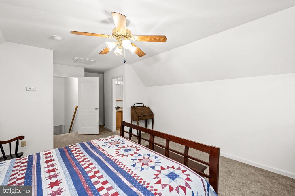 126 YORKTOWN BLVD, LOCUST GROVE, Virginia 22508, 4 Bedrooms Bedrooms, ,3 BathroomsBathrooms,Residential,126 YORKTOWN BLVD,VAOR2014308 MLS # VAOR2014308 126 YORKTOWN BLVD, LOCUST GROVE, Virginia 22508, 4 Bedrooms Bedrooms, ,3 BathroomsBathrooms,Residential,126 YORKTOWN BLVD,VAOR2014308 MLS # VAOR2014308