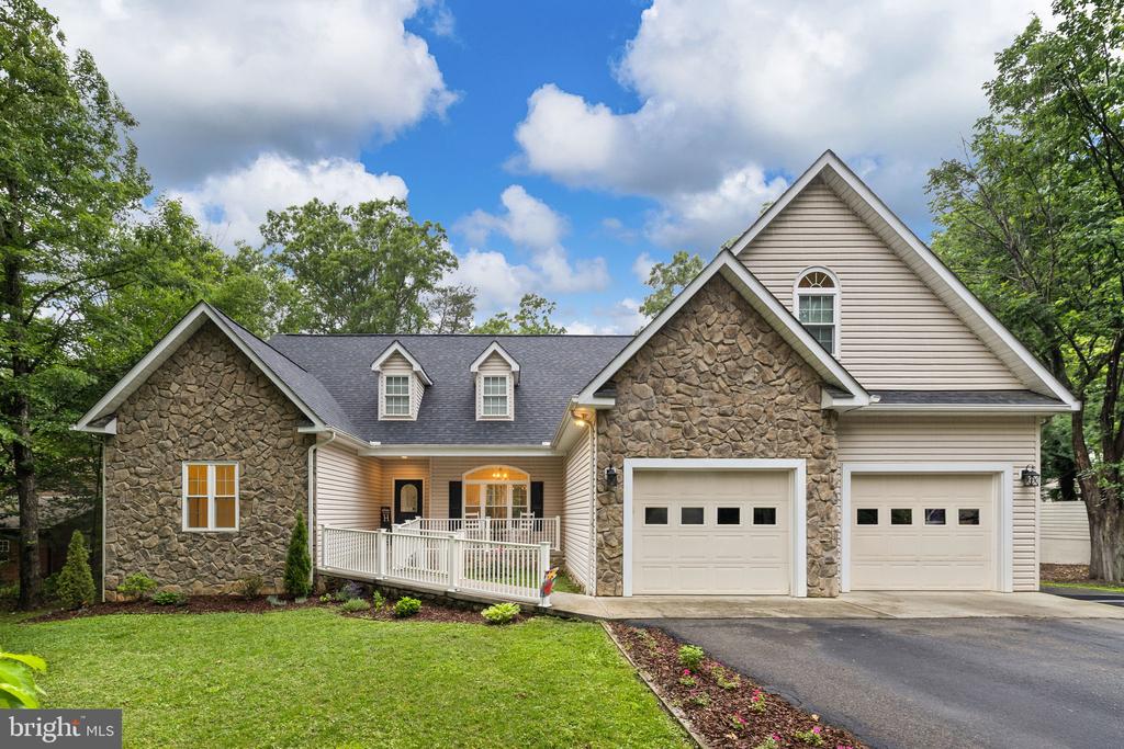 126 YORKTOWN BLVD, LOCUST GROVE, Virginia 22508, 4 Bedrooms Bedrooms, ,3 BathroomsBathrooms,Residential,126 YORKTOWN BLVD,VAOR2014308 MLS # VAOR2014308 126 YORKTOWN BLVD, LOCUST GROVE, Virginia 22508, 4 Bedrooms Bedrooms, ,3 BathroomsBathrooms,Residential,126 YORKTOWN BLVD,VAOR2014308 MLS # VAOR2014308