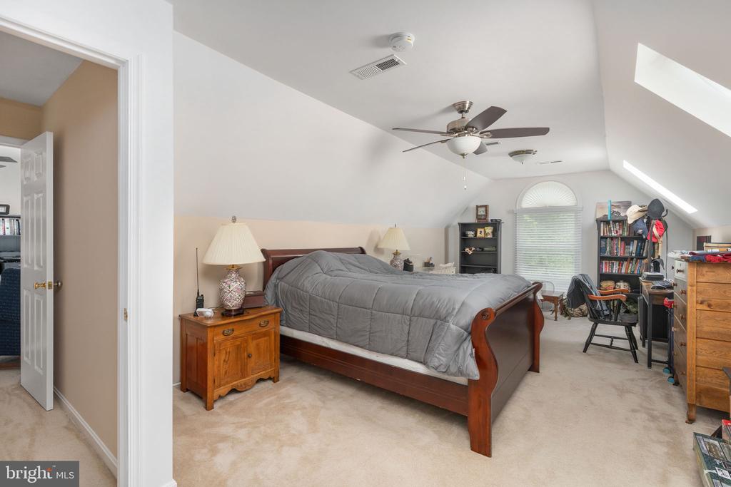 3132 RUNNING QUAIL TRL, AMISSVILLE, Virginia 20106, 3 Bedrooms Bedrooms, ,2 BathroomsBathrooms,Residential,3132 RUNNING QUAIL TRL,VACU2013780 MLS # VACU2013780 3132 RUNNING QUAIL TRL, AMISSVILLE, Virginia 20106, 3 Bedrooms Bedrooms, ,2 BathroomsBathrooms,Residential,3132 RUNNING QUAIL TRL,VACU2013780 MLS # VACU2013780