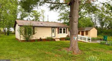 400 SIXTH ST, LURAY, Virginia 22835, 2 Bedrooms Bedrooms, ,1 BathroomBathrooms,Residential,400 SIXTH ST,VAPA2006492 MLS # VAPA2006492