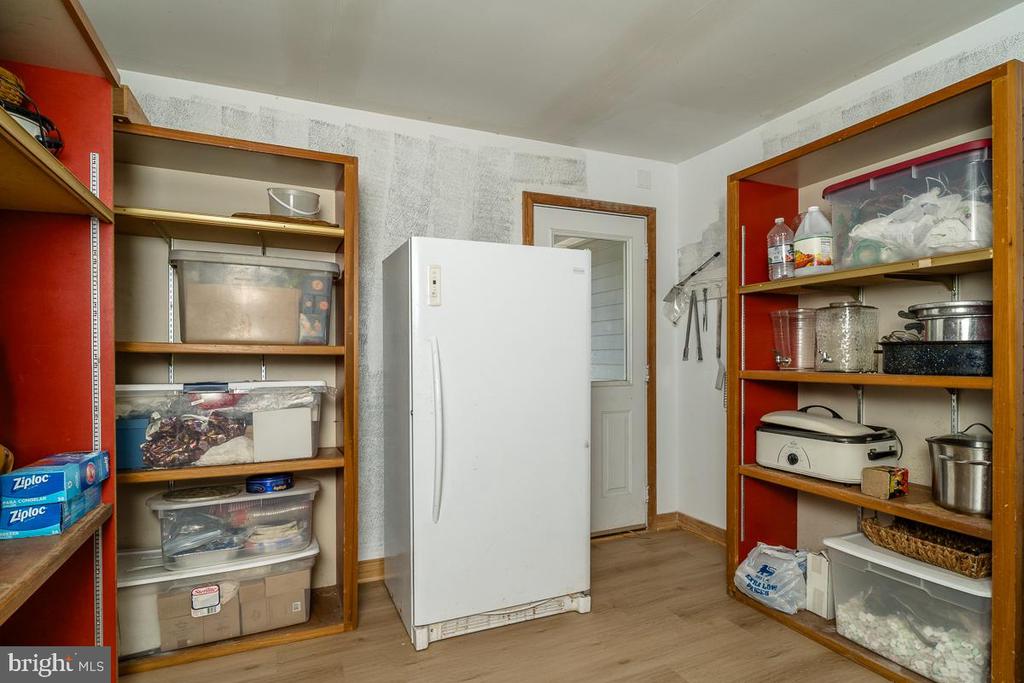 6070 FREDERICKSBURG RD, BARBOURSVILLE, Virginia 22923, 4 Bedrooms Bedrooms, ,3 BathroomsBathrooms,Residential,6070 FREDERICKSBURG RD,VAGR2000872 MLS # VAGR2000872 6070 FREDERICKSBURG RD, BARBOURSVILLE, Virginia 22923, 4 Bedrooms Bedrooms, ,3 BathroomsBathrooms,Residential,6070 FREDERICKSBURG RD,VAGR2000872 MLS # VAGR2000872