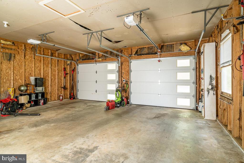 6070 FREDERICKSBURG RD, BARBOURSVILLE, Virginia 22923, 4 Bedrooms Bedrooms, ,3 BathroomsBathrooms,Residential,6070 FREDERICKSBURG RD,VAGR2000872 MLS # VAGR2000872 6070 FREDERICKSBURG RD, BARBOURSVILLE, Virginia 22923, 4 Bedrooms Bedrooms, ,3 BathroomsBathrooms,Residential,6070 FREDERICKSBURG RD,VAGR2000872 MLS # VAGR2000872