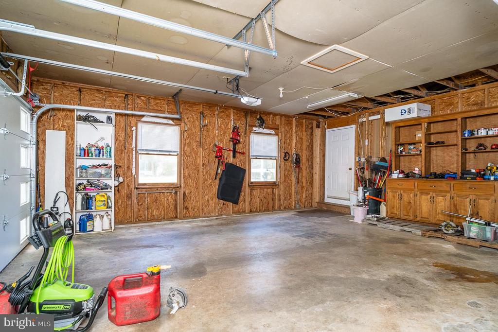 6070 FREDERICKSBURG RD, BARBOURSVILLE, Virginia 22923, 4 Bedrooms Bedrooms, ,3 BathroomsBathrooms,Residential,6070 FREDERICKSBURG RD,VAGR2000872 MLS # VAGR2000872 6070 FREDERICKSBURG RD, BARBOURSVILLE, Virginia 22923, 4 Bedrooms Bedrooms, ,3 BathroomsBathrooms,Residential,6070 FREDERICKSBURG RD,VAGR2000872 MLS # VAGR2000872