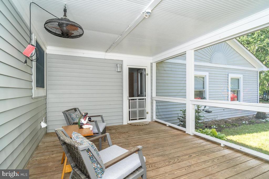 6070 FREDERICKSBURG RD, BARBOURSVILLE, Virginia 22923, 4 Bedrooms Bedrooms, ,3 BathroomsBathrooms,Residential,6070 FREDERICKSBURG RD,VAGR2000872 MLS # VAGR2000872 6070 FREDERICKSBURG RD, BARBOURSVILLE, Virginia 22923, 4 Bedrooms Bedrooms, ,3 BathroomsBathrooms,Residential,6070 FREDERICKSBURG RD,VAGR2000872 MLS # VAGR2000872