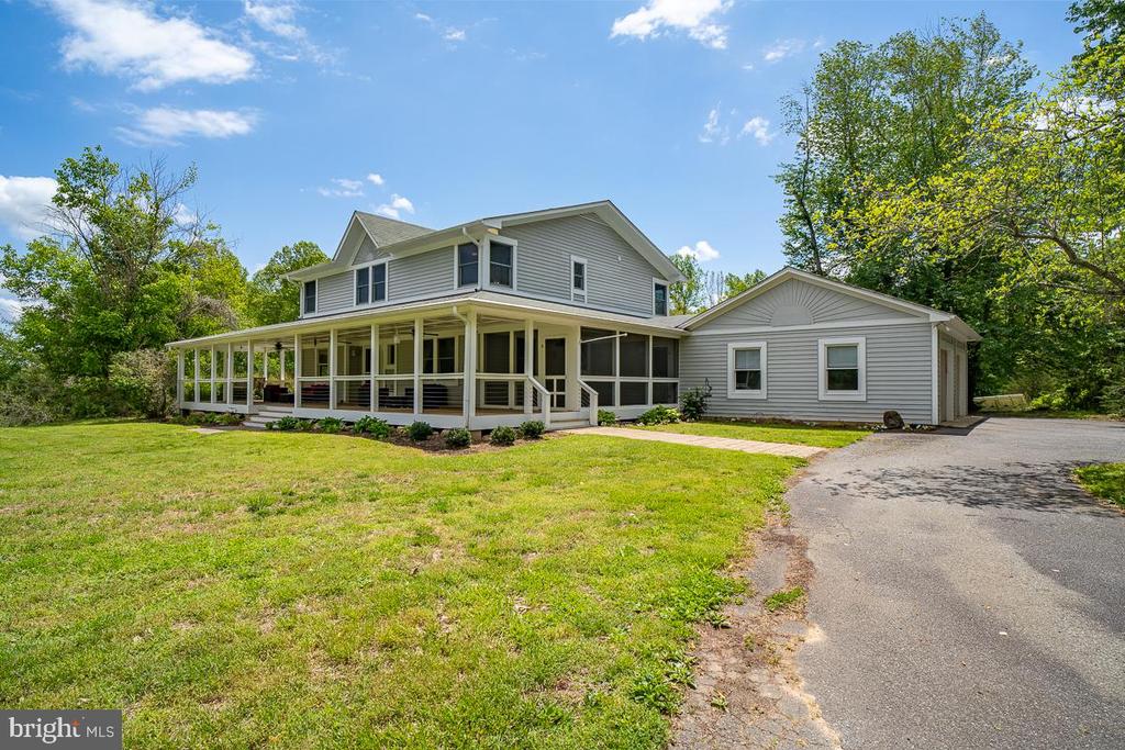 6070 FREDERICKSBURG RD, BARBOURSVILLE, Virginia 22923, 4 Bedrooms Bedrooms, ,3 BathroomsBathrooms,Residential,6070 FREDERICKSBURG RD,VAGR2000872 MLS # VAGR2000872 6070 FREDERICKSBURG RD, BARBOURSVILLE, Virginia 22923, 4 Bedrooms Bedrooms, ,3 BathroomsBathrooms,Residential,6070 FREDERICKSBURG RD,VAGR2000872 MLS # VAGR2000872