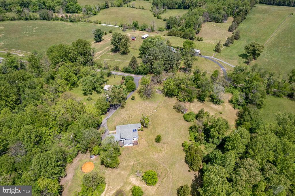 6070 FREDERICKSBURG RD, BARBOURSVILLE, Virginia 22923, 4 Bedrooms Bedrooms, ,3 BathroomsBathrooms,Residential,6070 FREDERICKSBURG RD,VAGR2000872 MLS # VAGR2000872 6070 FREDERICKSBURG RD, BARBOURSVILLE, Virginia 22923, 4 Bedrooms Bedrooms, ,3 BathroomsBathrooms,Residential,6070 FREDERICKSBURG RD,VAGR2000872 MLS # VAGR2000872