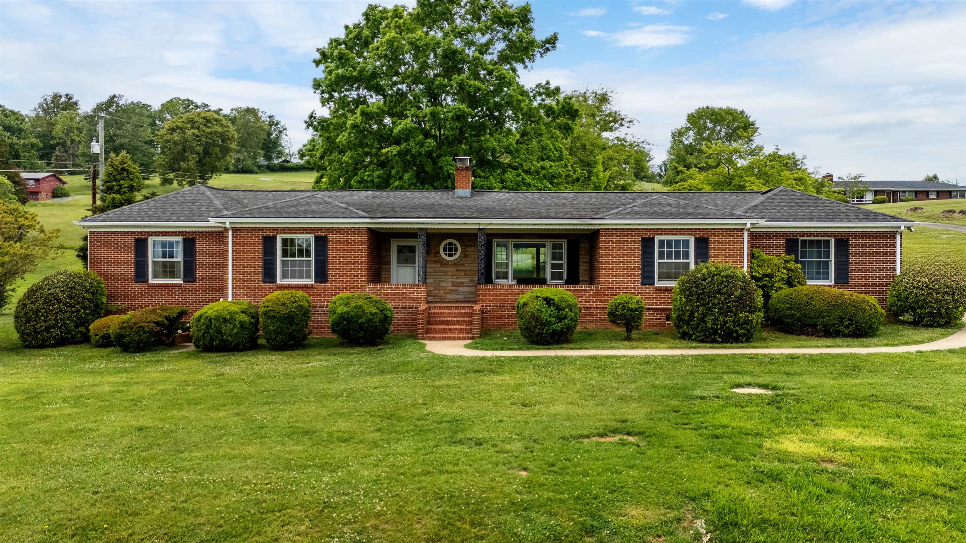 11 AVALON LN, LEXINGTON, Virginia 24450, 3 Bedrooms Bedrooms, ,2 BathroomsBathrooms,Residential,11 AVALON LN,674670 MLS # 674670 11 AVALON LN, LEXINGTON, Virginia 24450, 3 Bedrooms Bedrooms, ,2 BathroomsBathrooms,Residential,11 AVALON LN,674670 MLS # 674670