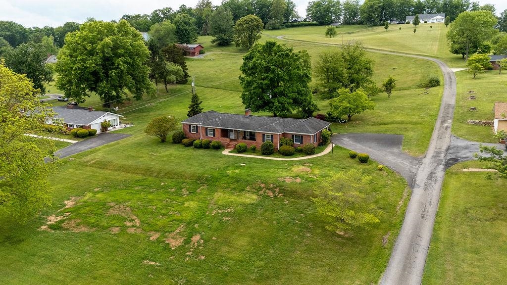 11 AVALON LN, LEXINGTON, Virginia 24450, 3 Bedrooms Bedrooms, ,2 BathroomsBathrooms,Residential,11 AVALON LN,674670 MLS # 674670 11 AVALON LN, LEXINGTON, Virginia 24450, 3 Bedrooms Bedrooms, ,2 BathroomsBathrooms,Residential,11 AVALON LN,674670 MLS # 674670