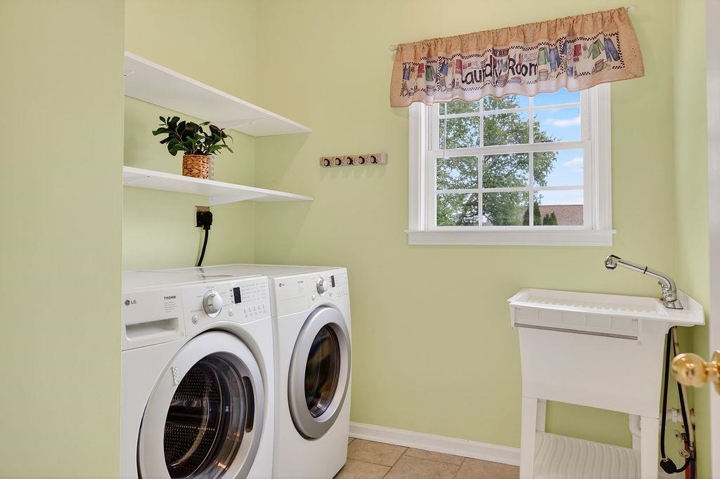 106 BOWMANS RUN DR, STUARTS DRAFT, Virginia 24477, 3 Bedrooms Bedrooms, ,2 BathroomsBathrooms,Residential,106 BOWMANS RUN DR,676859 MLS # 676859 106 BOWMANS RUN DR, STUARTS DRAFT, Virginia 24477, 3 Bedrooms Bedrooms, ,2 BathroomsBathrooms,Residential,106 BOWMANS RUN DR,676859 MLS # 676859