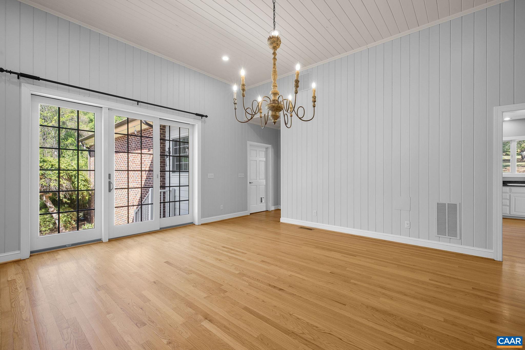 935 GARTH RD, CHARLOTTESVILLE, Virginia 22901, 4 Bedrooms Bedrooms, ,3 BathroomsBathrooms,Residential,935 GARTH RD,677564 MLS # 677564 935 GARTH RD, CHARLOTTESVILLE, Virginia 22901, 4 Bedrooms Bedrooms, ,3 BathroomsBathrooms,Residential,935 GARTH RD,677564 MLS # 677564