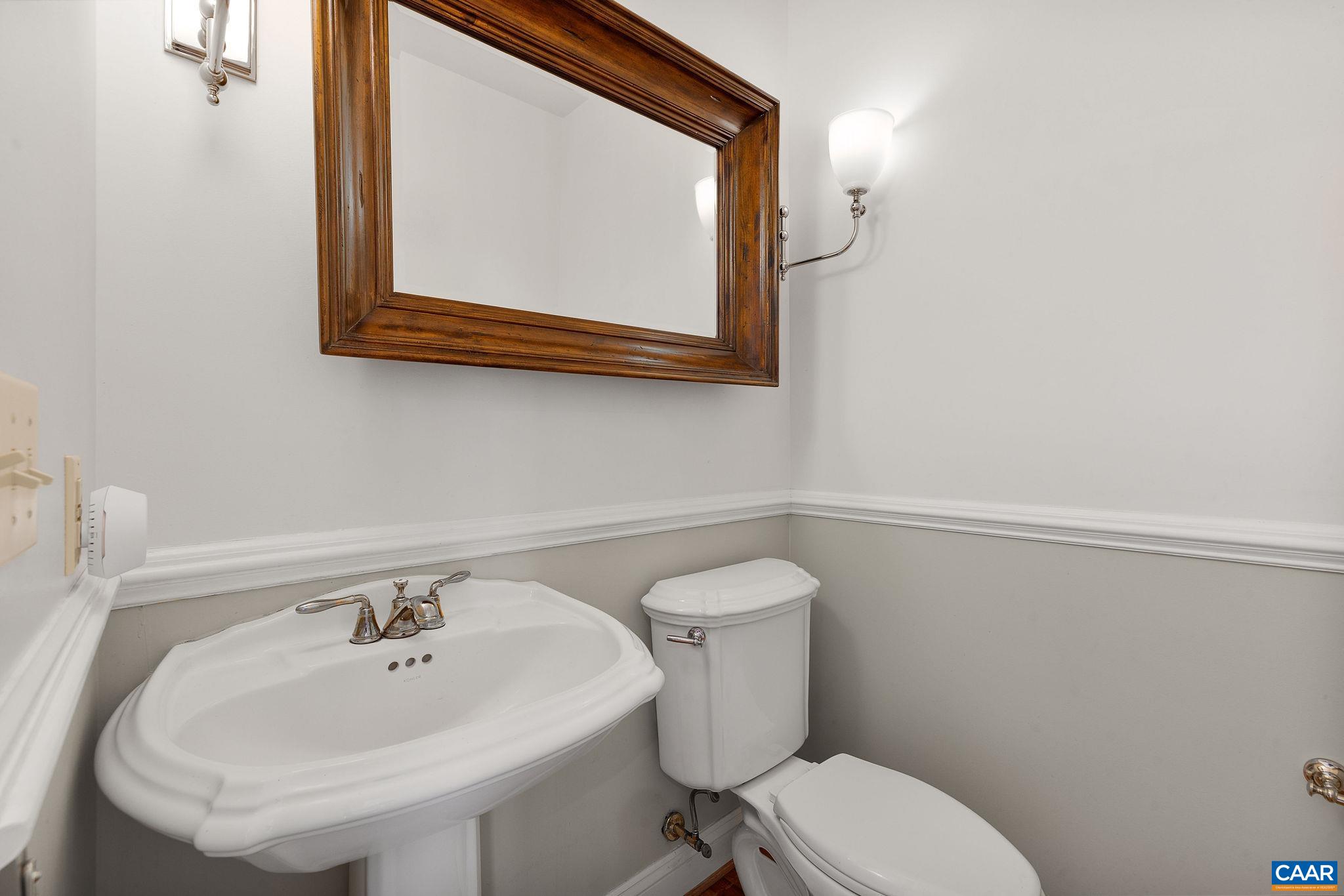 Powder room Powder room