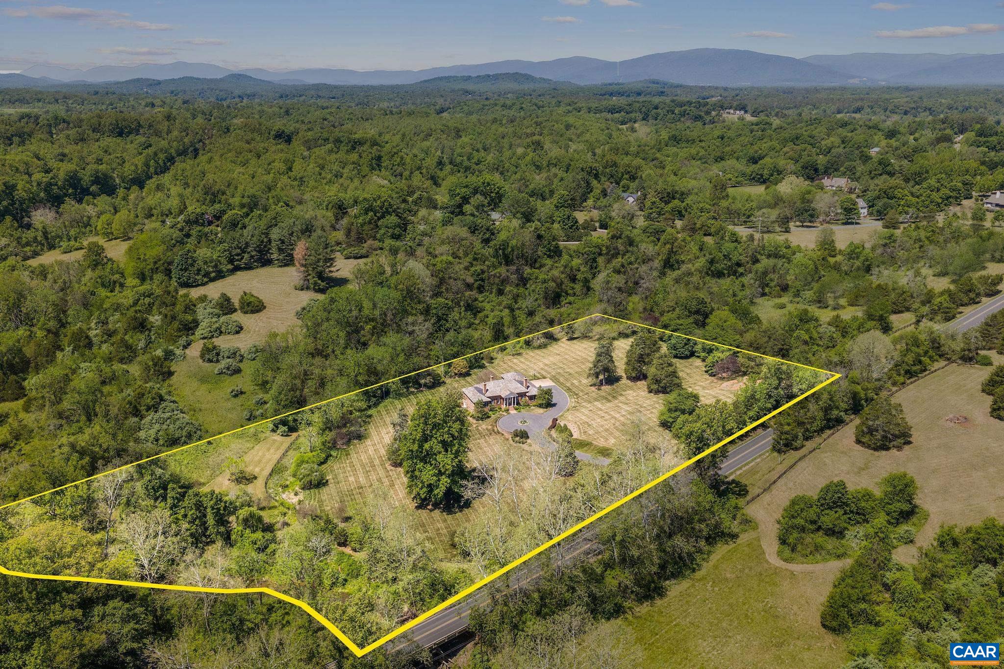 935 GARTH RD, CHARLOTTESVILLE, Virginia 22901, 4 Bedrooms Bedrooms, ,3 BathroomsBathrooms,Residential,935 GARTH RD,677564 MLS # 677564 935 GARTH RD, CHARLOTTESVILLE, Virginia 22901, 4 Bedrooms Bedrooms, ,3 BathroomsBathrooms,Residential,935 GARTH RD,677564 MLS # 677564