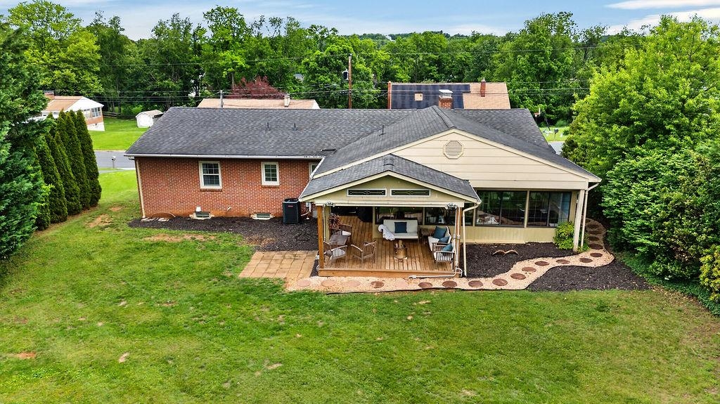 151 SUNSET DR, WAYNESBORO, Virginia 22980, 4 Bedrooms Bedrooms, ,3 BathroomsBathrooms,Residential,151 SUNSET DR,677716 MLS # 677716 151 SUNSET DR, WAYNESBORO, Virginia 22980, 4 Bedrooms Bedrooms, ,3 BathroomsBathrooms,Residential,151 SUNSET DR,677716 MLS # 677716