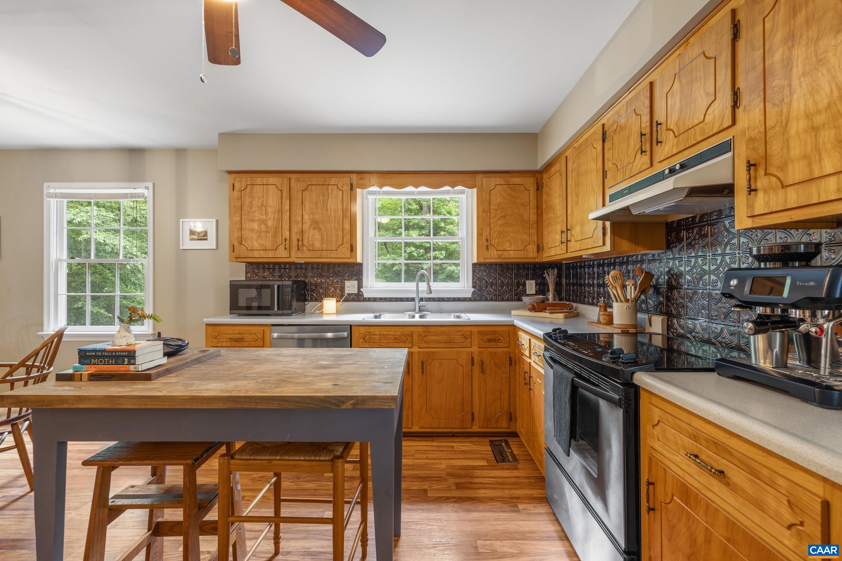 2321 RURITAN LAKE RD, SCOTTSVILLE, Virginia 24590, 3 Bedrooms Bedrooms, ,2 BathroomsBathrooms,Residential,2321 RURITAN LAKE RD,677725 MLS # 677725 2321 RURITAN LAKE RD, SCOTTSVILLE, Virginia 24590, 3 Bedrooms Bedrooms, ,2 BathroomsBathrooms,Residential,2321 RURITAN LAKE RD,677725 MLS # 677725