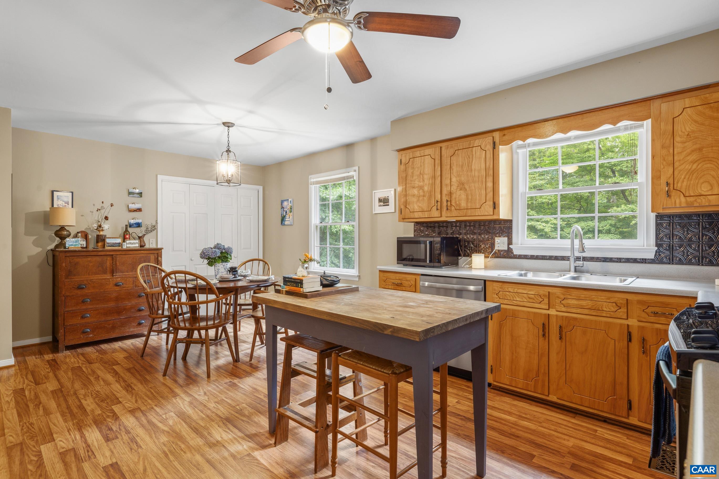 2321 RURITAN LAKE RD, SCOTTSVILLE, Virginia 24590, 3 Bedrooms Bedrooms, ,2 BathroomsBathrooms,Residential,2321 RURITAN LAKE RD,677725 MLS # 677725 2321 RURITAN LAKE RD, SCOTTSVILLE, Virginia 24590, 3 Bedrooms Bedrooms, ,2 BathroomsBathrooms,Residential,2321 RURITAN LAKE RD,677725 MLS # 677725