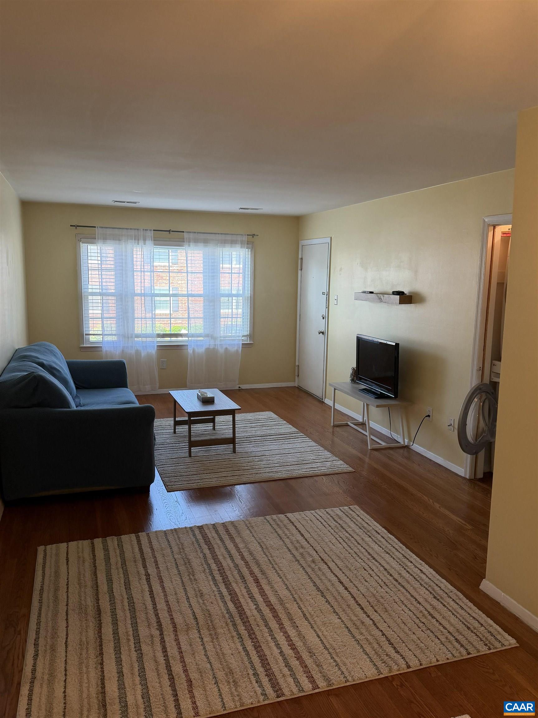 121 HESSIAN HILLS RDG, CHARLOTTESVILLE, Virginia 22901, 2 Bedrooms Bedrooms, ,1 BathroomBathrooms,Residential,121 HESSIAN HILLS RDG,677729 MLS # 677729 121 HESSIAN HILLS RDG, CHARLOTTESVILLE, Virginia 22901, 2 Bedrooms Bedrooms, ,1 BathroomBathrooms,Residential,121 HESSIAN HILLS RDG,677729 MLS # 677729